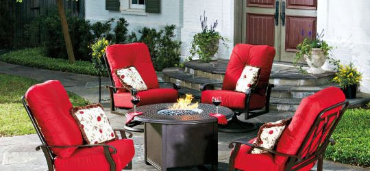 How a Fire Pit Can Extend Your Living Space